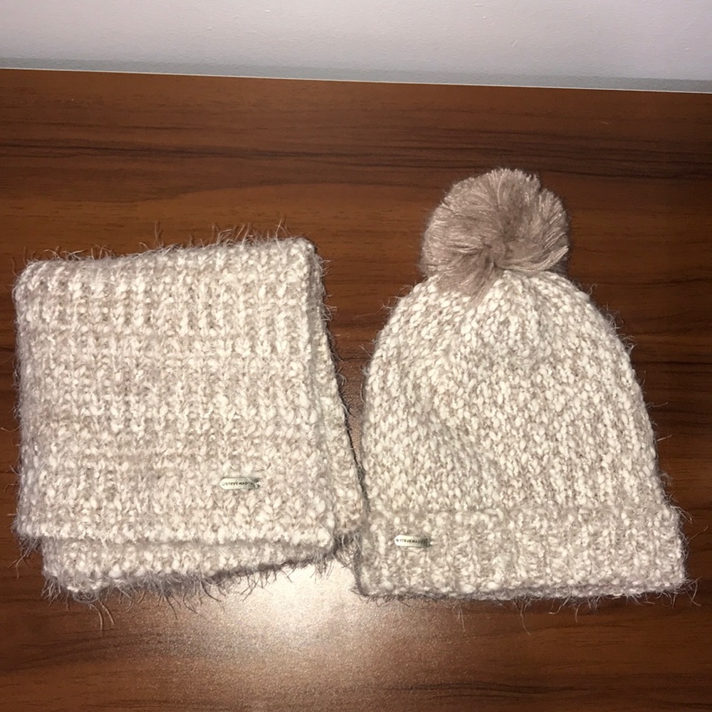 Steve Madden Soft Dusty Pink Winter Hat and Infinity Scarf